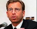 Warner CEO defends Music DRM