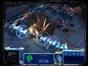 Starcraft II gameplay screenshot