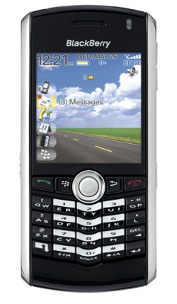 Sprint to get the Blackberry Pearl 8130 smartphone next month