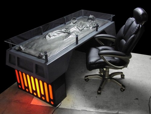 Han Solo in carbonite desk
