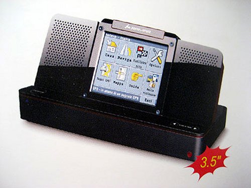 Navistar 3522 portable GPS and docking station