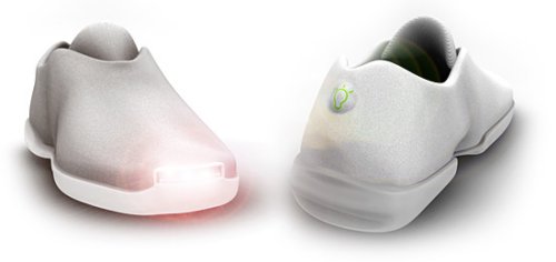 Pioneer headlight shoes rock LEDs & kinetic energy