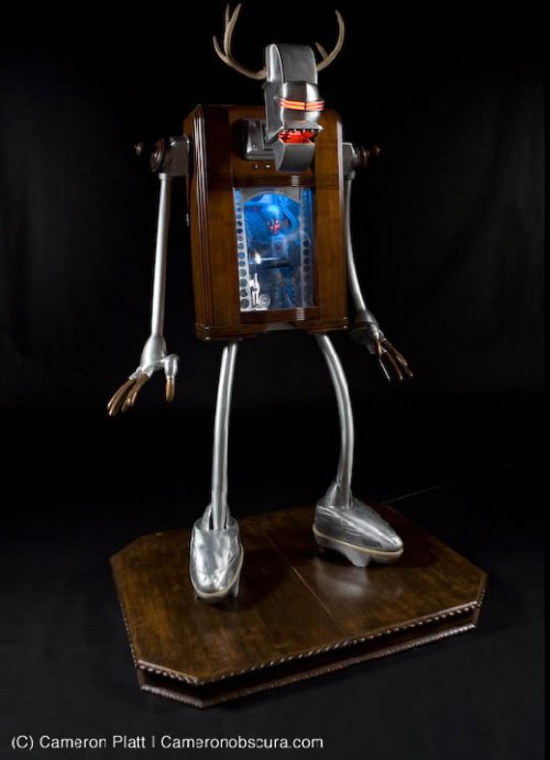 Little Big Man: A robot with a robot inside