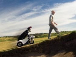 “Follow Me” Golf caddy follows old rich dudes