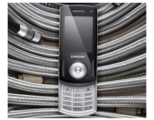 Samsung F400: Dual slider music phone