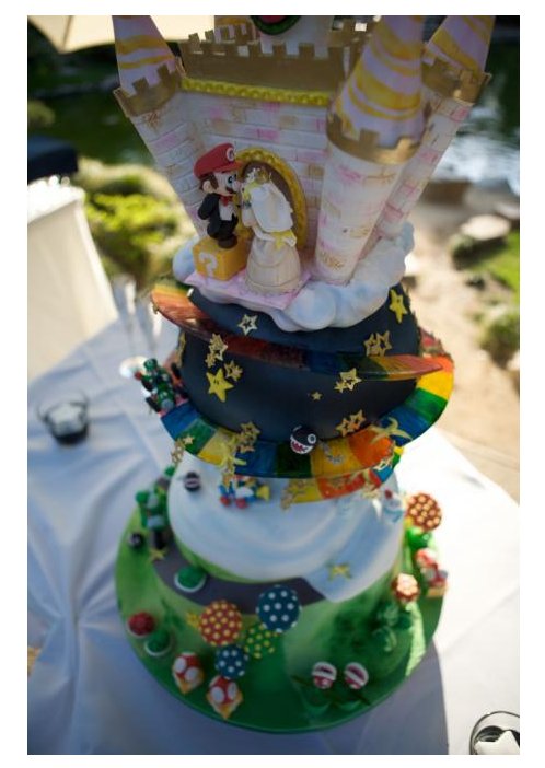 Super Mario wedding cake is a work of art This has to be the awesomest geek