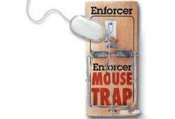 Mousetrap Mousepad keeps hands off your mouse