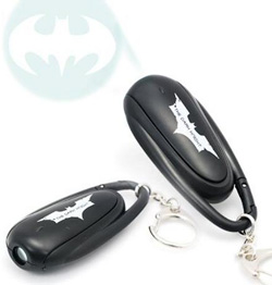 Dark Knight Bat-Signal projector key ring