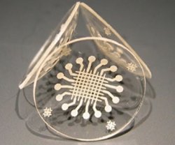 Smart contact lenses may prevent blindness