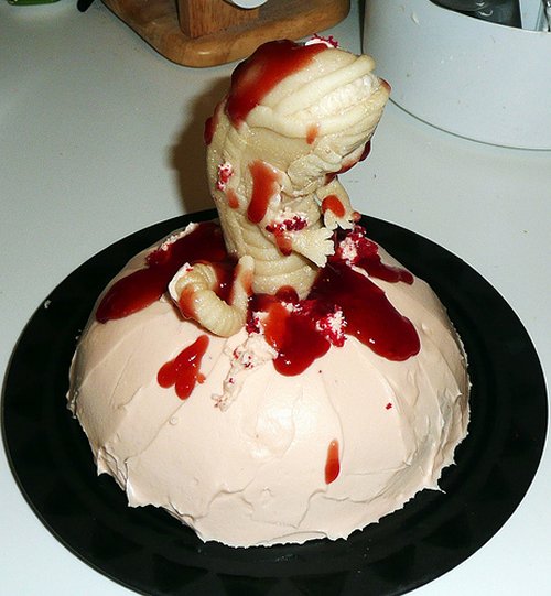 Alien baby cake