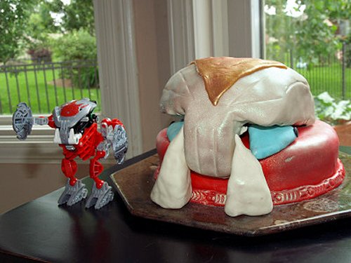 Bionicle cake