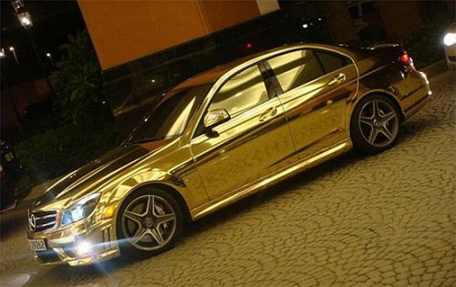 mercedes amg 63. Gold-plated Mercedes-Benz C63
