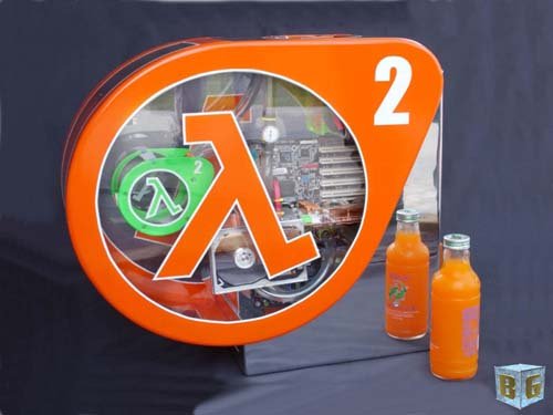 Half-Life 2 PC case mod looks pretty awesome