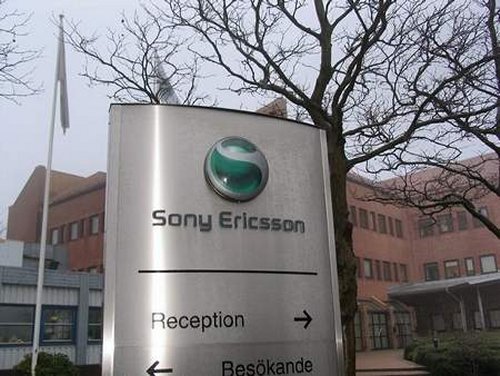 Guy steals prototype phones from Sony Ericsson