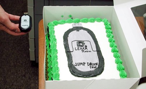 We like geek cakes #39;round We like geek cakes #39;round