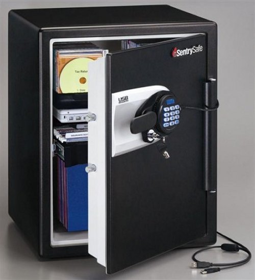 Waterproof and fireproof USB SentrySafe