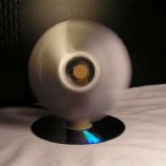 USB-Powered fan made from CDs