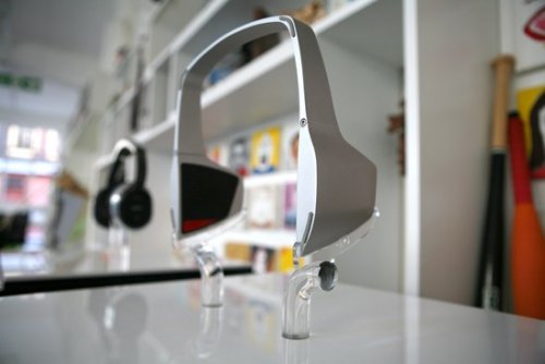 Nokia' song-inspired Bluetooth headset designs
