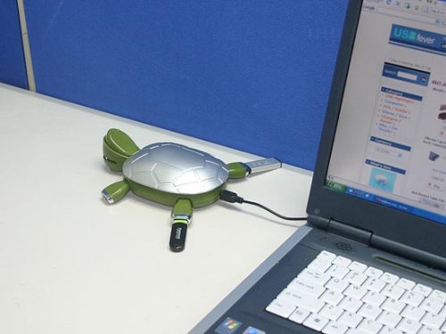 Gadget cruelty: Turtle USB hub