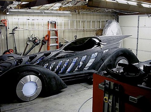 Guy builds working Batman Forever Batmobile in his garage