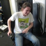 Flatulance-twittering chair