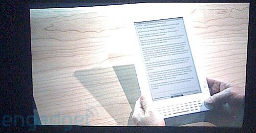 Amazon Kindle DX to feature 9.7-inch display