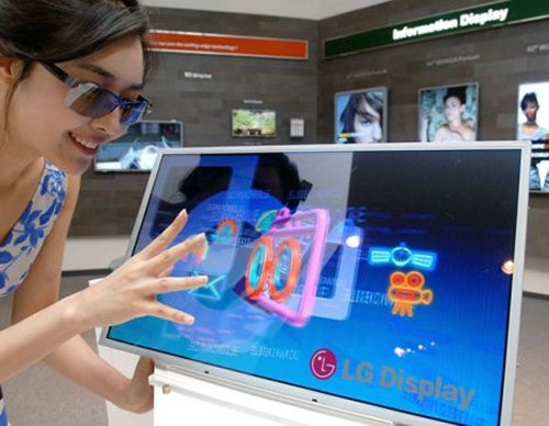 LG unveils 3D LCD display