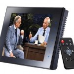 Kogan's digiframe reads Twitter, browses Facebook