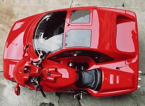 Motorcycle has the largest sidecar ever