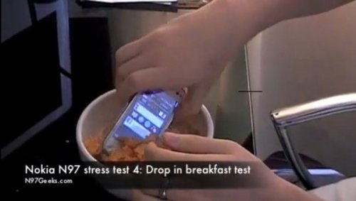 Nokia N97 gets abused on video