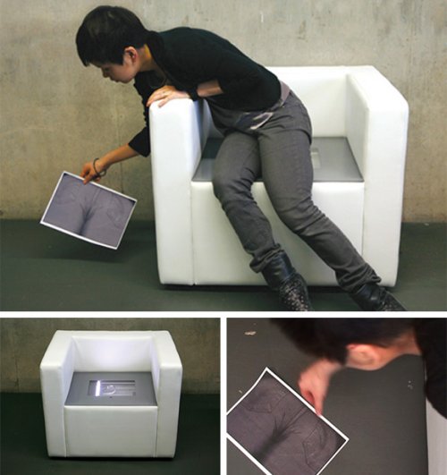 iBum Chair brings office fun home