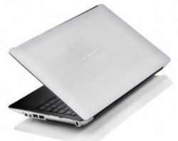 Averatec N3400 13-Inch aluminum notebook