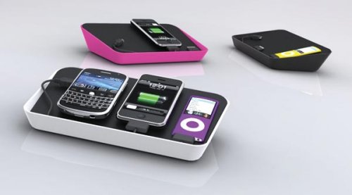 Bluelounge's Refresh Station charges four gadgets
