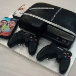 PlayStation 3 cake is not slim, tastes delicious