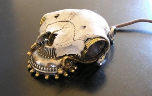Skull mouse is the creepiest steampunk mouse ever