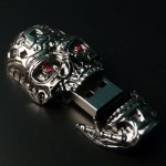 Terminator 4 T-600 USB skull drive