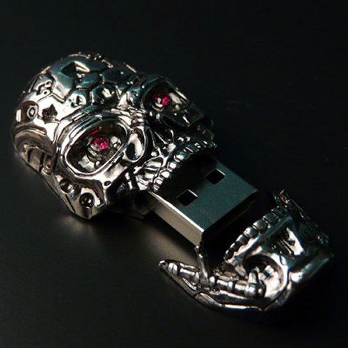 Terminator 4 T-600 USB skull drive
