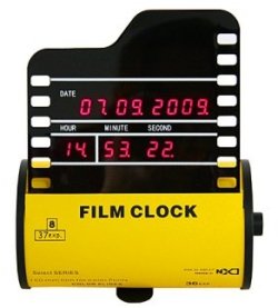 Roll Film Clock is for the nostalgic shutterbug
