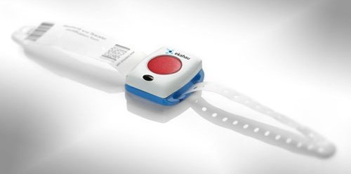 Wi-Fi bracelet tracks kids and Grandmas
