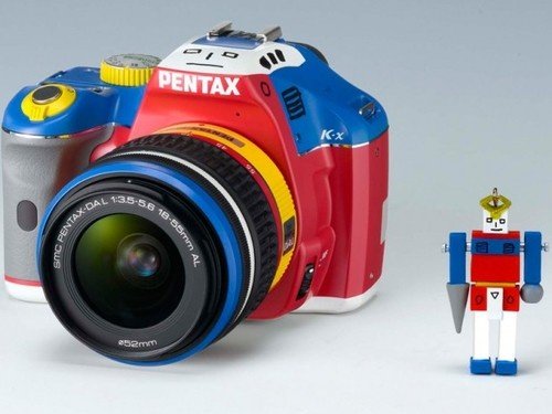 Pentax K-x gets Robotic Colors
