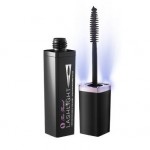 Lashlight Mascara lights up your lashes