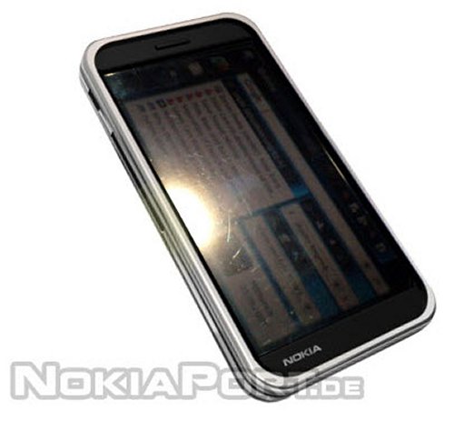Nokia N920 shows itself