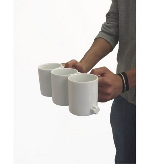 Link Mugs help you carry multiple coffees easily