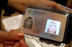 Samsung OLED identity card animates your head