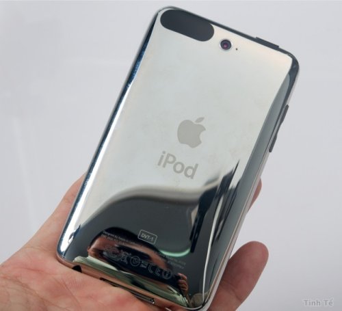 iPod touch with 2 megapixel camera leaked