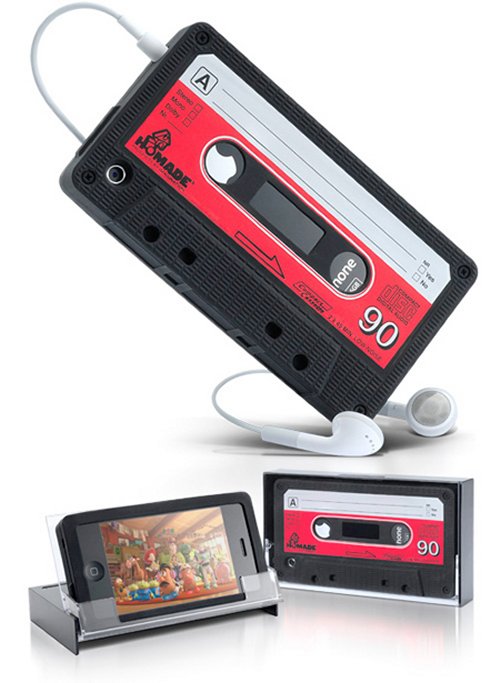 Retro iPhone cassette case