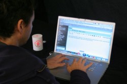 Desktop gadget sprays stink when you type dirty words