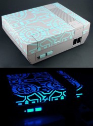 Glow In The Dark Tron NES case mod