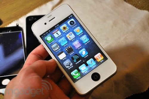 white iphone 5. The saga of the White iPhone 4