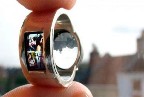 How do you make your wedding ring stand out these days among all of the